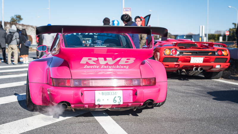 Lady-driven RWB